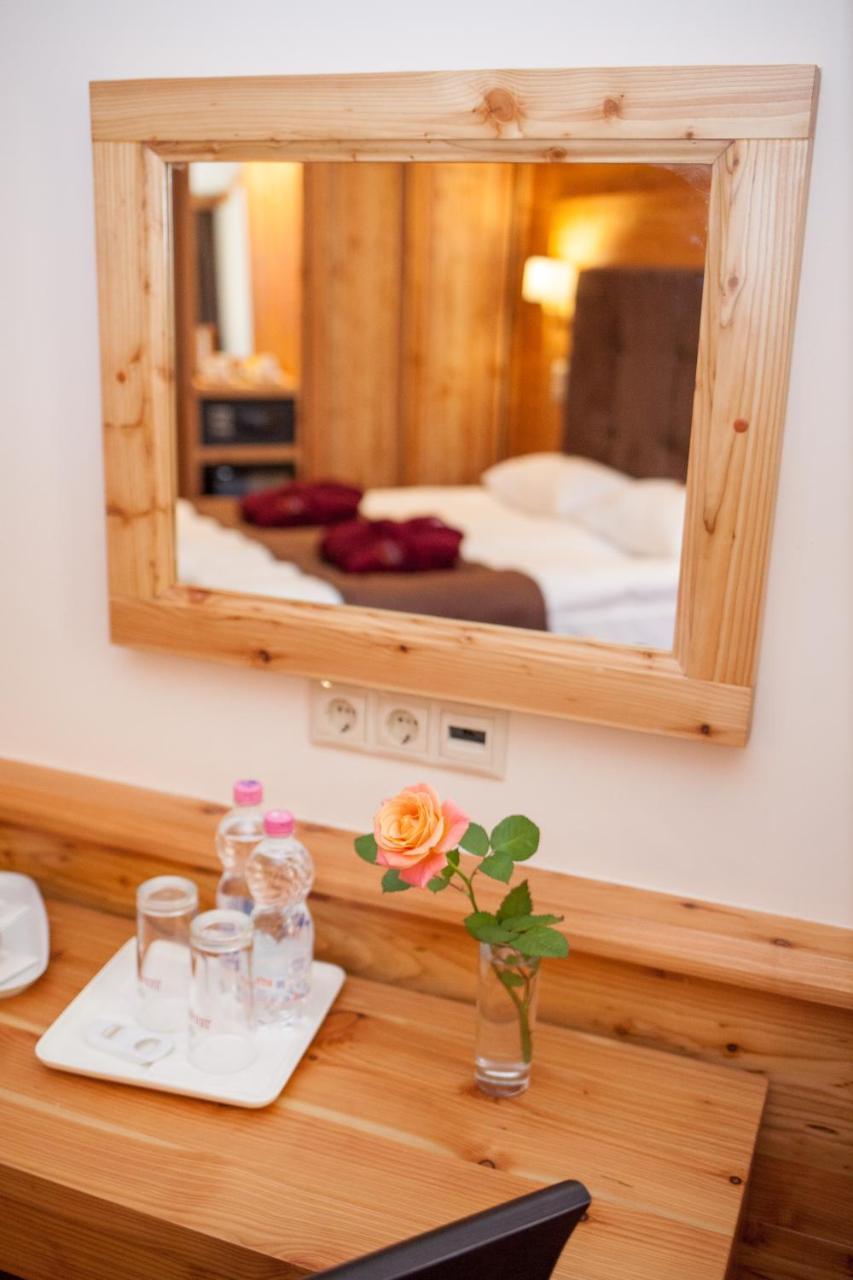 Baron Spa Hotel - Museum Γιαρέμτσε Εξωτερικό φωτογραφία