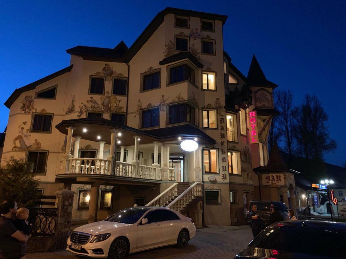 Baron Spa Hotel - Museum Γιαρέμτσε Εξωτερικό φωτογραφία
