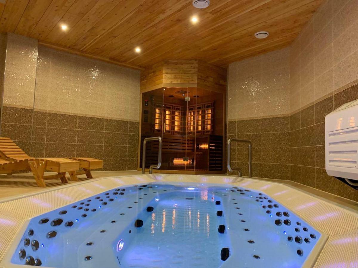 Baron Spa Hotel - Museum Γιαρέμτσε Εξωτερικό φωτογραφία