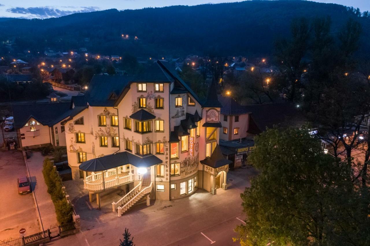 Baron Spa Hotel - Museum Γιαρέμτσε Εξωτερικό φωτογραφία